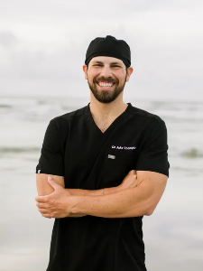 Dr. Jake Thompson , Dentist at Duncan Dental Studio